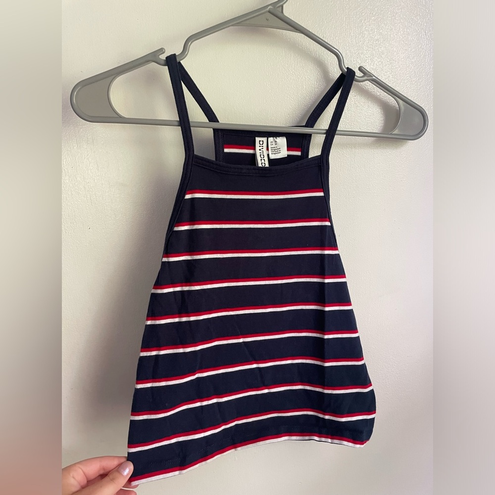 DIVIDED by H&M Tank Top Size Medium